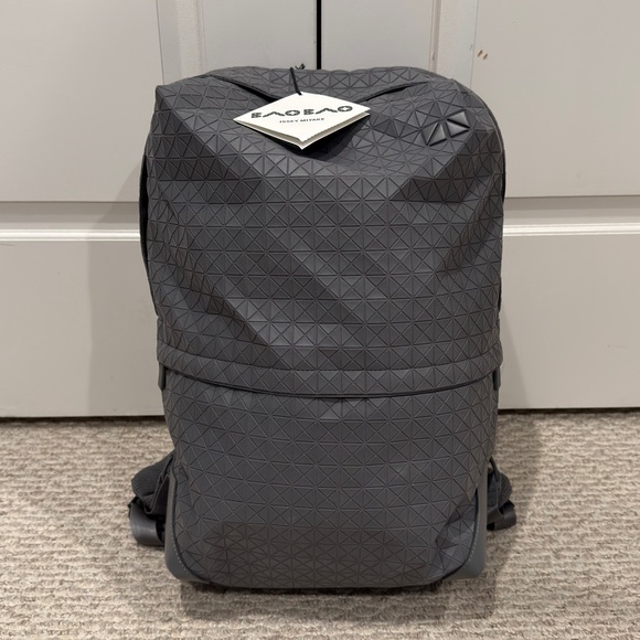 Issey Miyake Other - BAO BAO ISSEY MIYAKE Matte Grey Geometric Large Liner Backpack LNWT